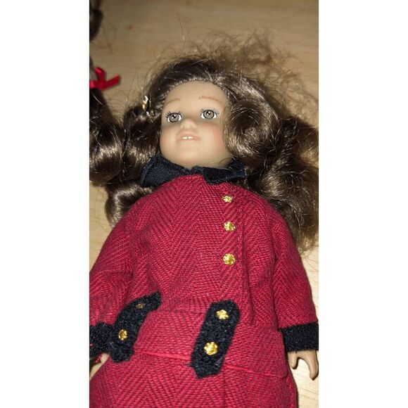 Rebecca mini-American girl doll with book - Picture 1 of 3